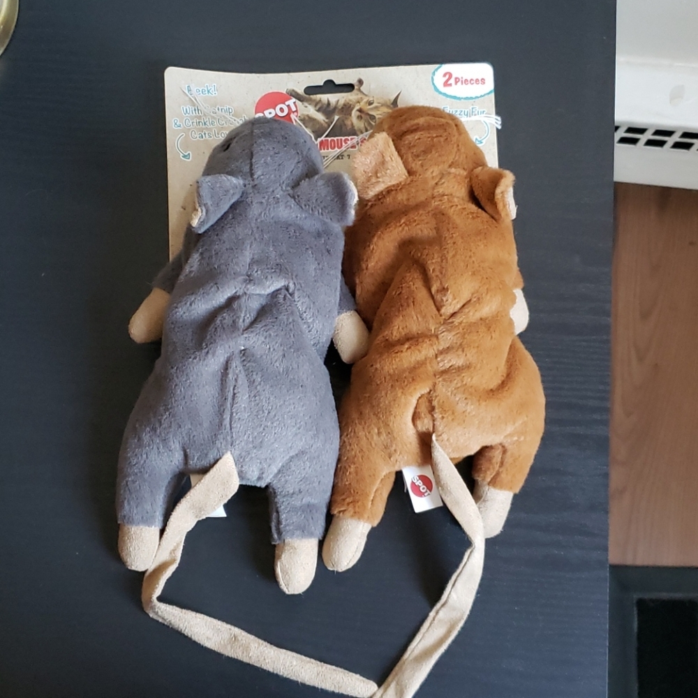 Super Mouse Sam catnip toy